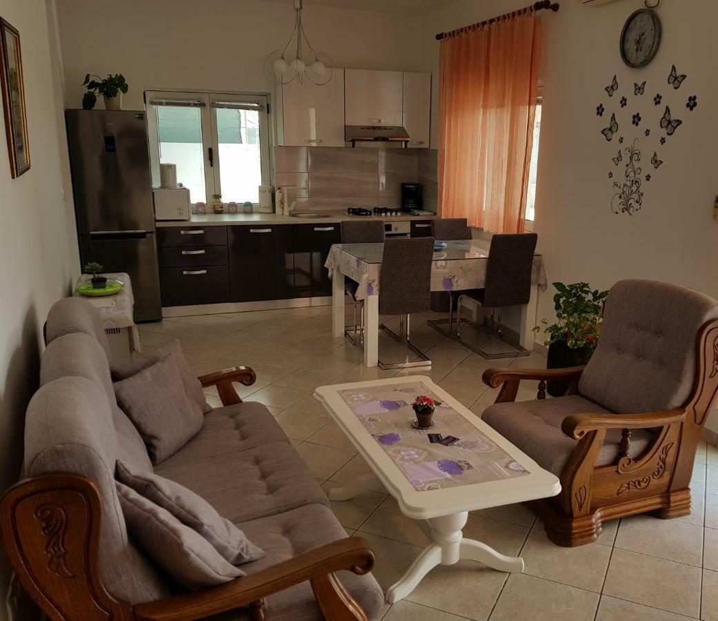 Apartman Paulina Kaštela 外观 照片